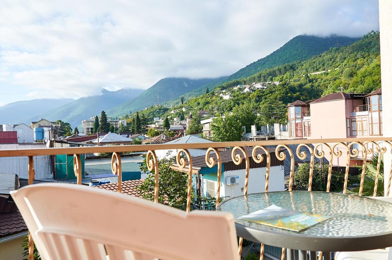 Готель Marco Club Гагра Екстер'єр фото